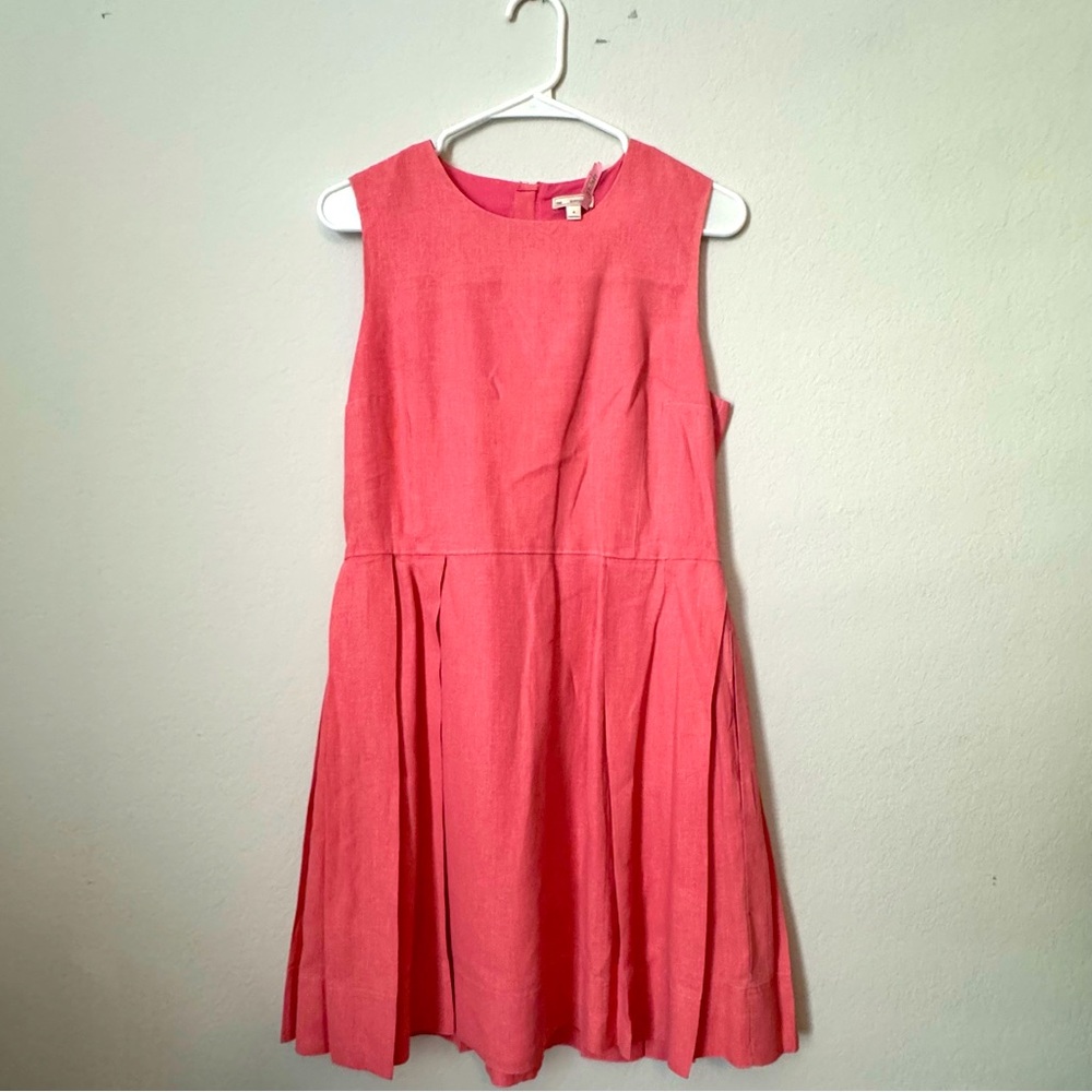 Gap Sleeveless Pleated Dress
